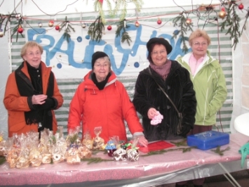 Pl�tzchen von den Turnerfrauen und Marthas Socken