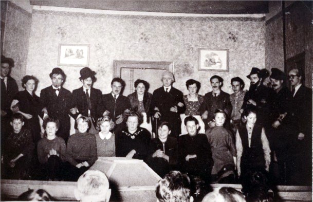 Theatergruppe 1956 oder 1957